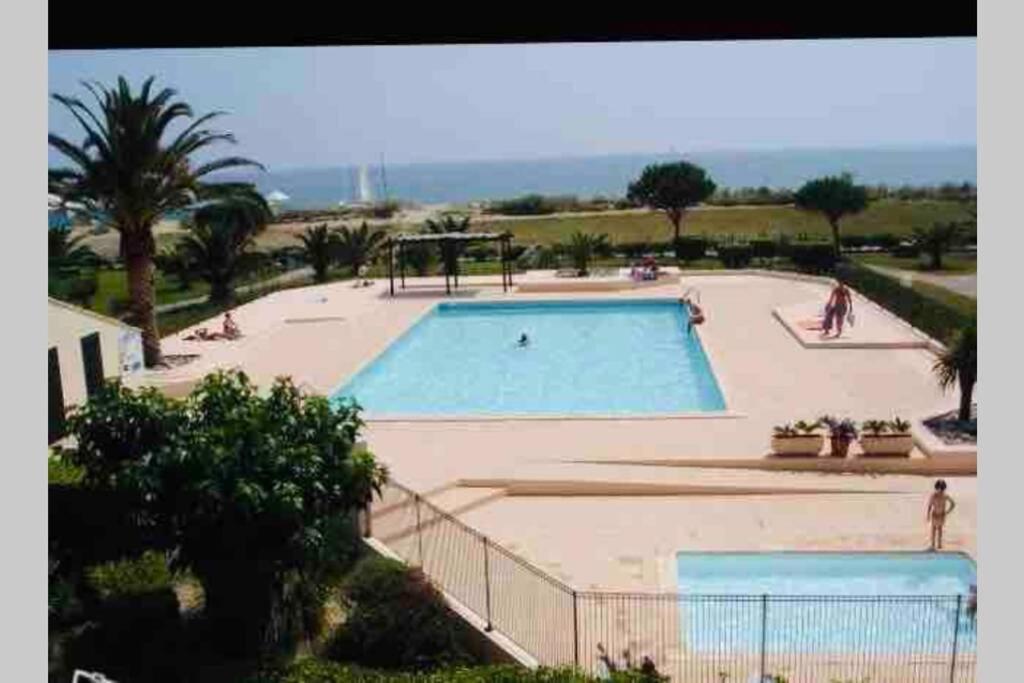 Les Capitelles Bord De Plage Avec Grande Piscine - Vue Montagne Saint-Cyprien  Bagian luar foto